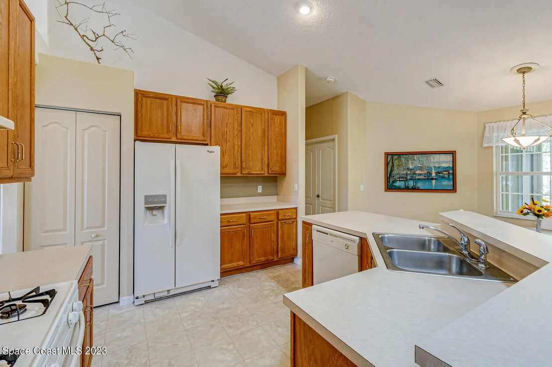 Photo of 825 Potomac Drive
