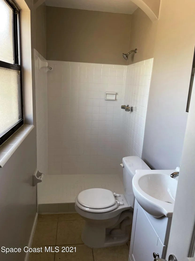 Photo of 3220 Ideal Avenue NE