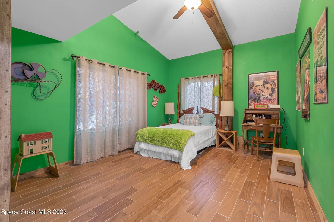 Photo of 1370 Gopher Slough Road