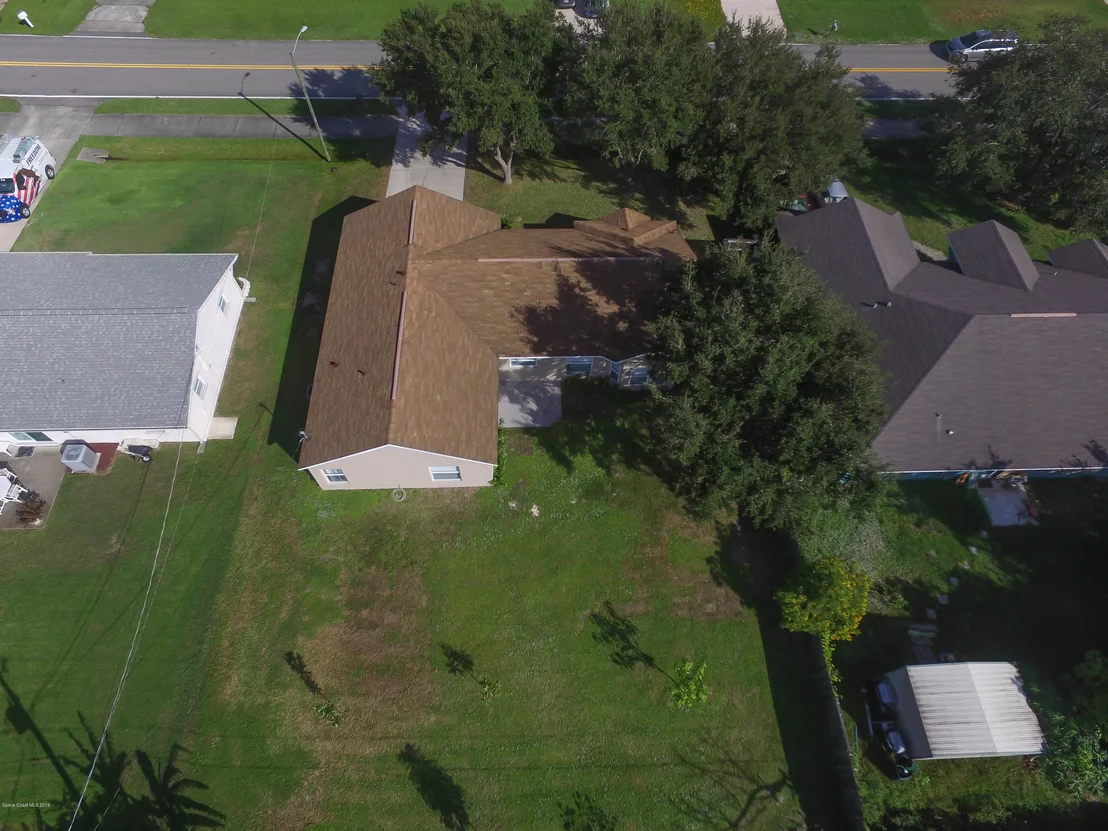 Photo of 1898 Fallon Boulevard NE