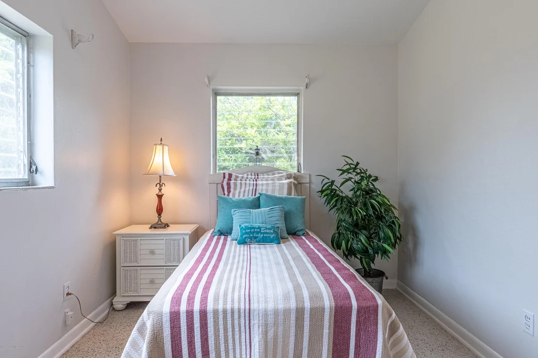Photo of 2355 Sunset Avenue