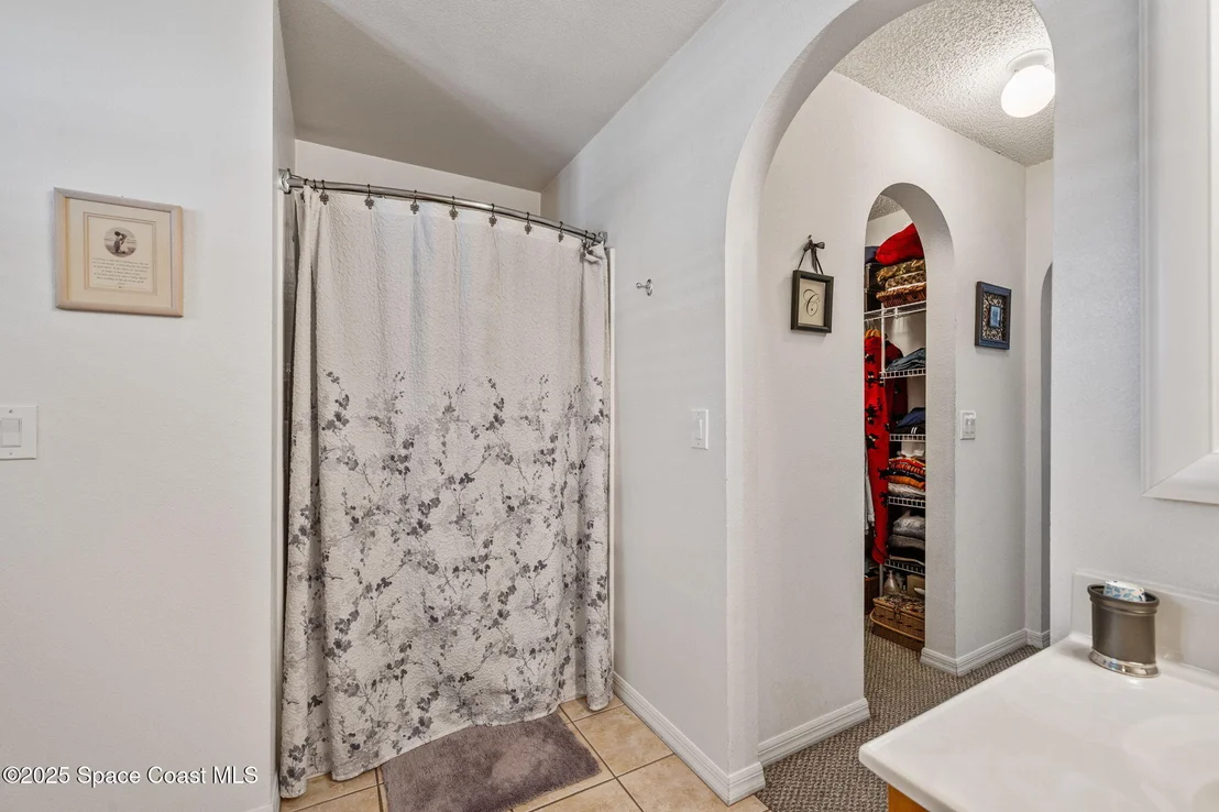 Photo of 6519 Bamboo Avenue