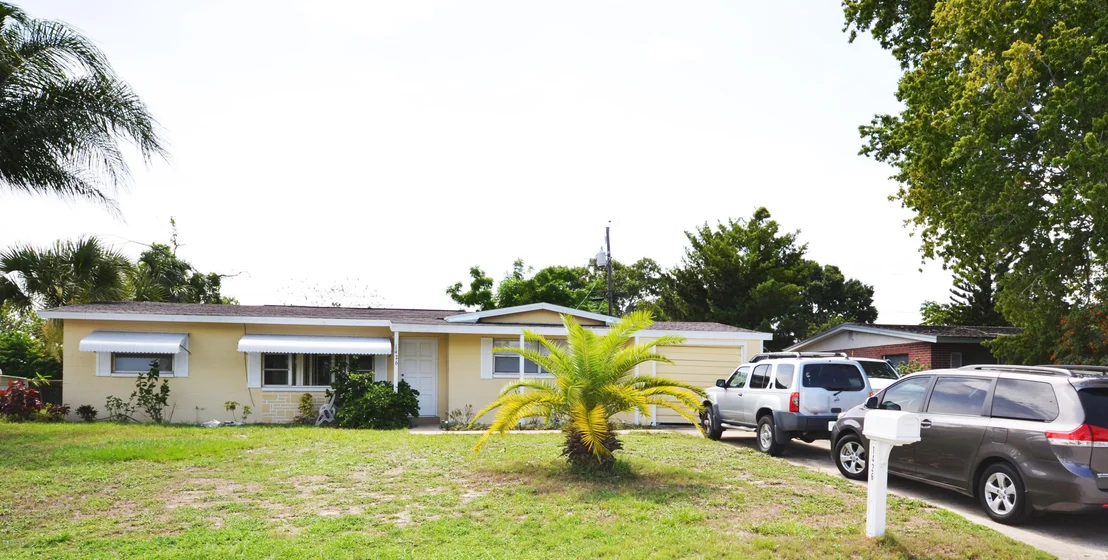 Photo of 1426 Albert Drive