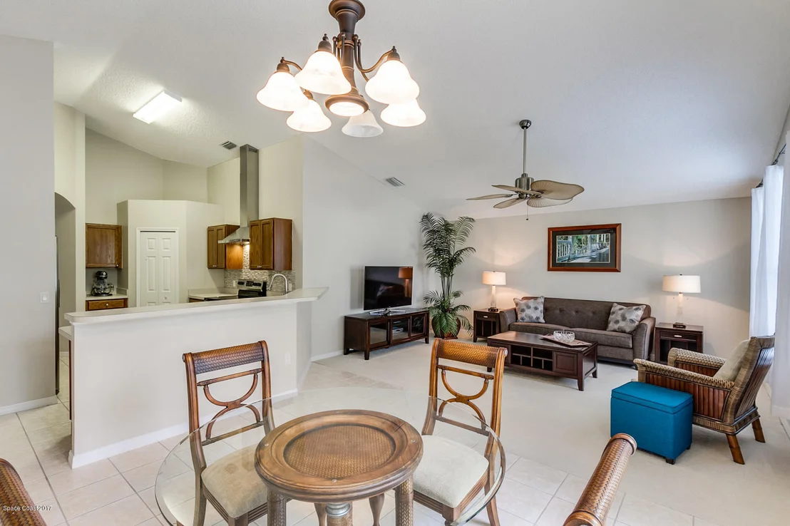 Photo of 545 Sedgewood Circle