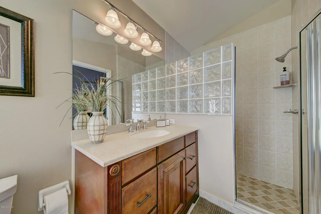 Photo of 1057 Jacaranda Circle