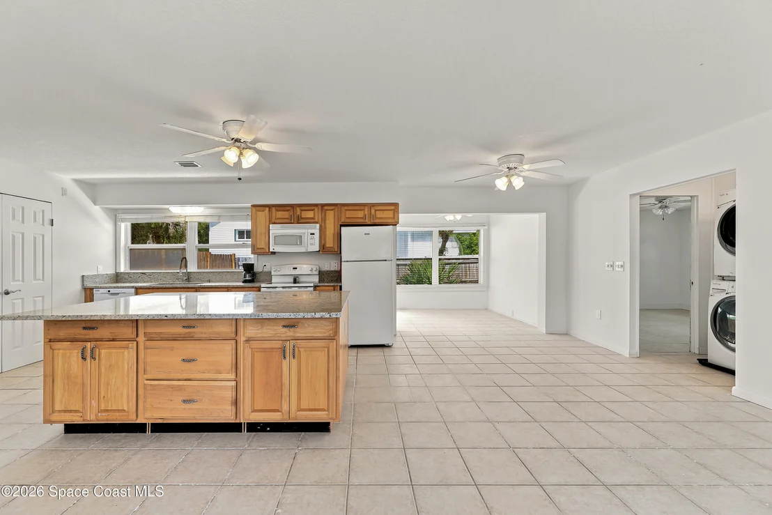 Photo of 215 Pelican Drive