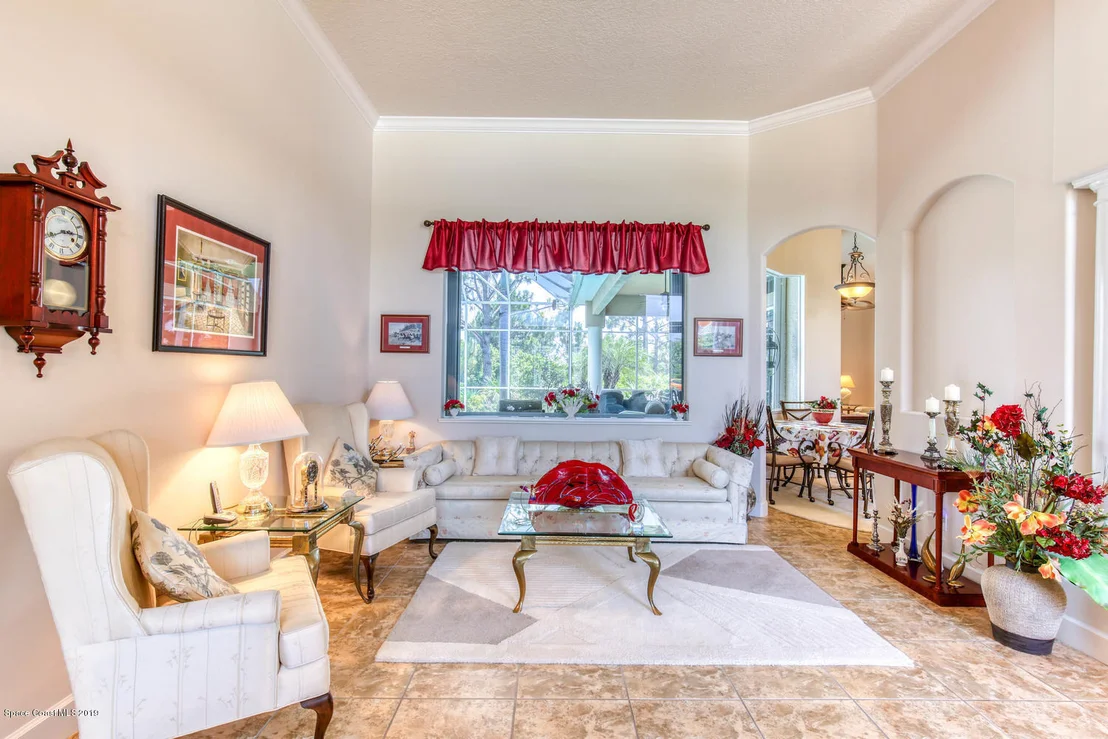 Photo of 979 Warbler Court