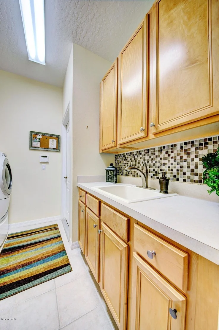 Photo of 5918 Newbury Circle