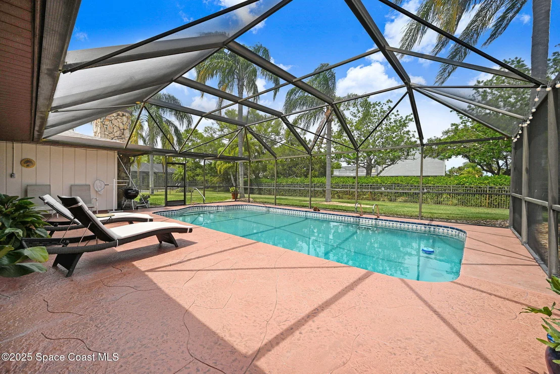 Photo of 847 Kerry Downs Circle