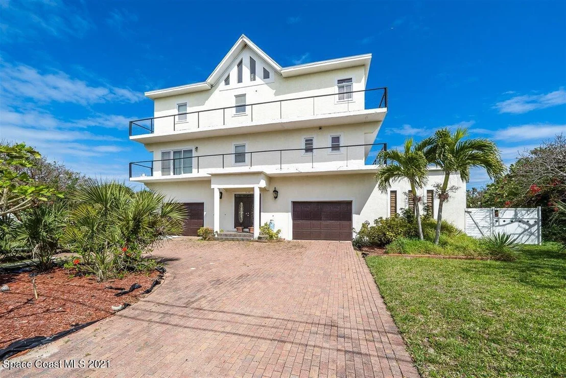 Photo of 5135 Palm Drive