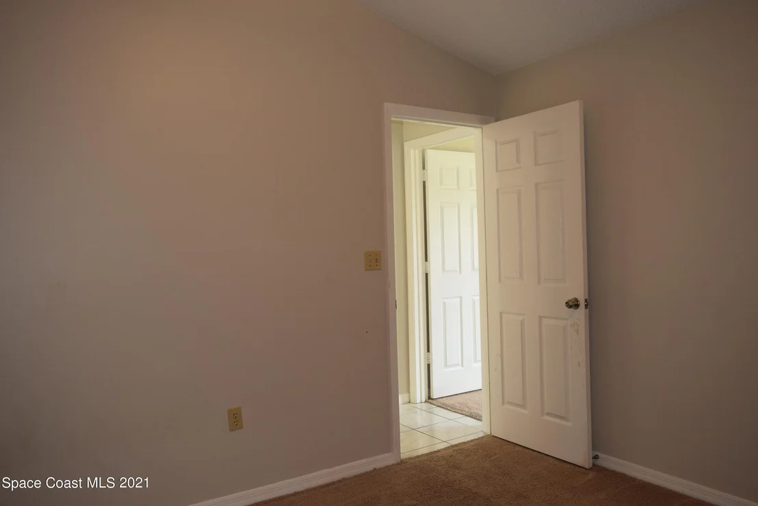 Photo of 816 Seven Gables Circle SE