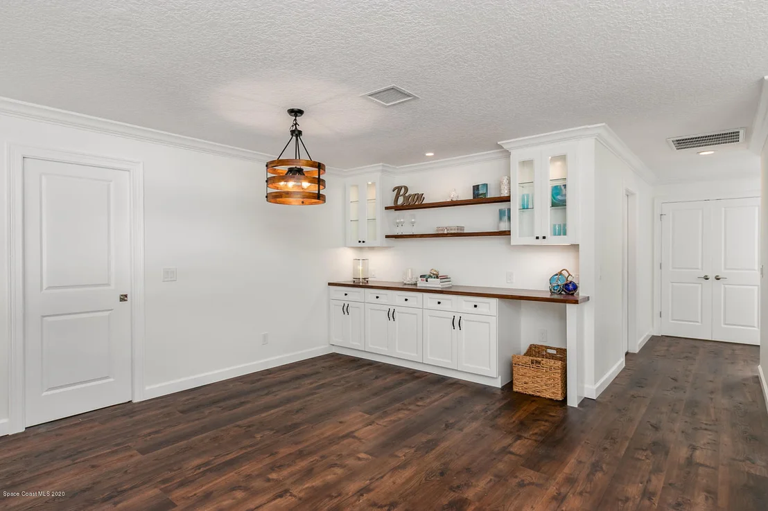 Photo of 610 Hibiscus Trail