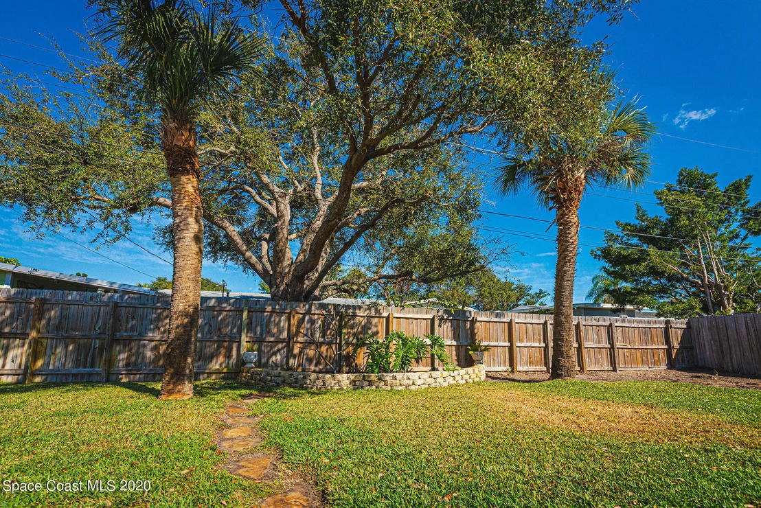 Photo of 337 Gemini Drive