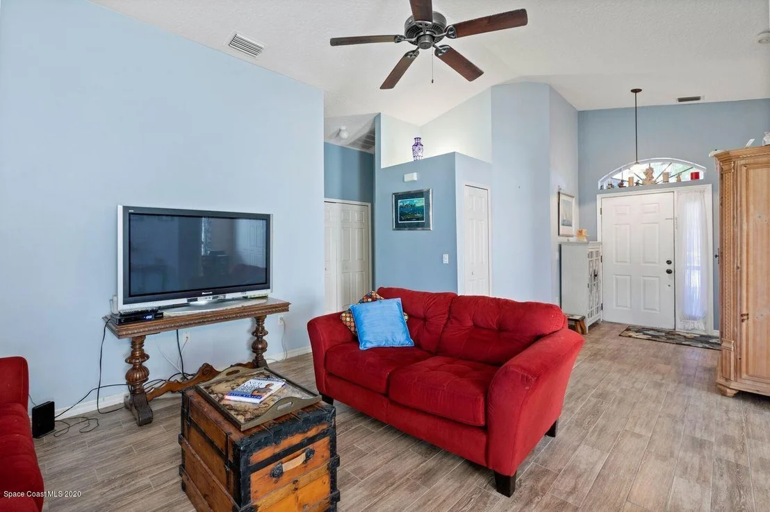 Photo of 2448 Coral Ridge Circle
