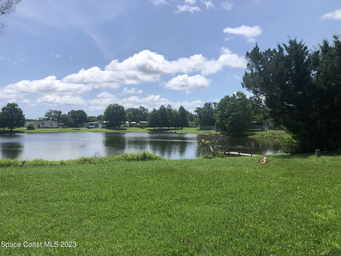 Photo of 340 Maplewood Boulevard