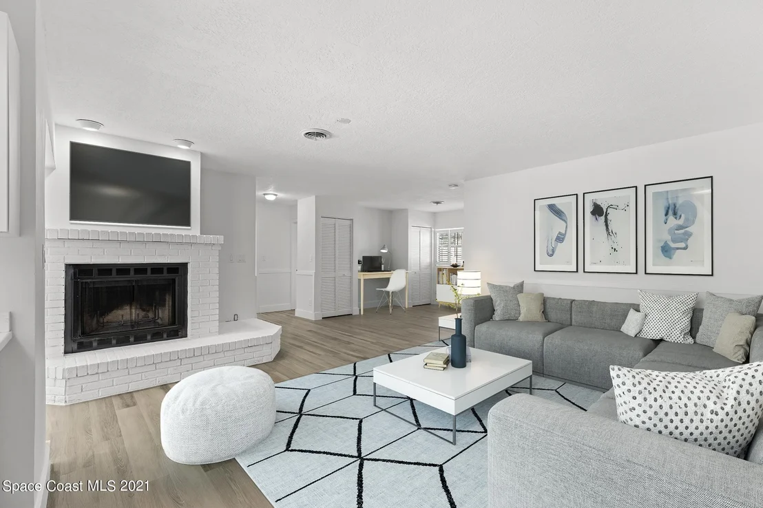 Photo of 151 Cocoa Avenue