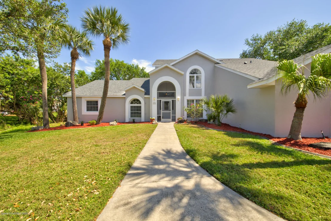 Photo of 2164 Royal Oaks Drive