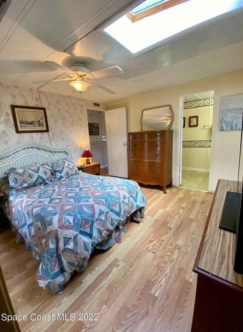 Photo of 1808 Coco Plum Street NE