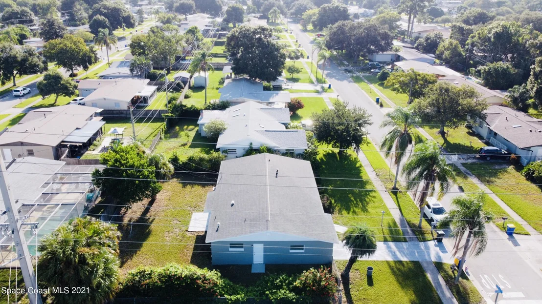 Photo of 996 Nicklaus Drive