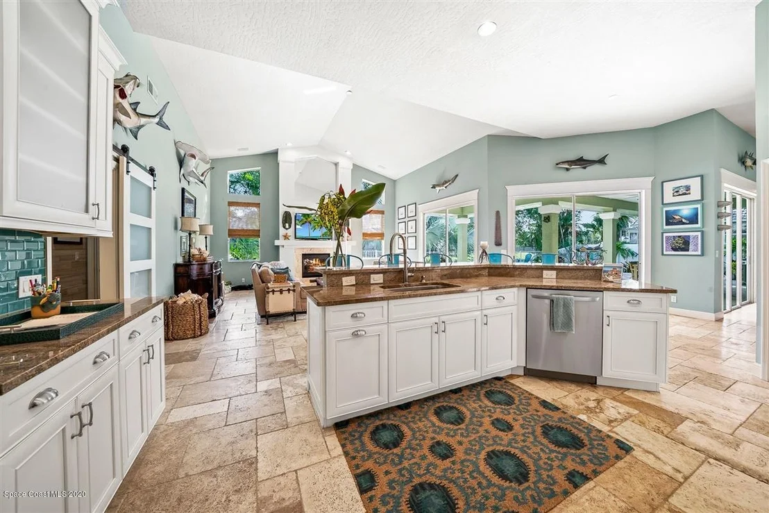 Photo of 840 Peregrine Drive