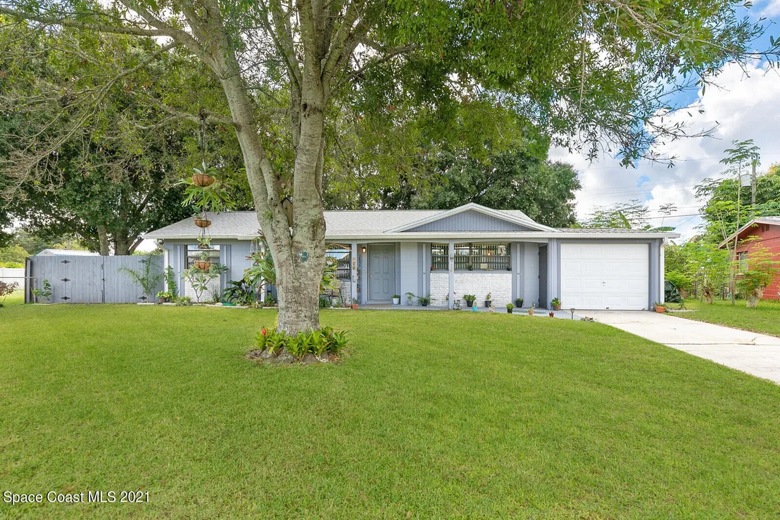 Photo of 2655 Floridiane Drive