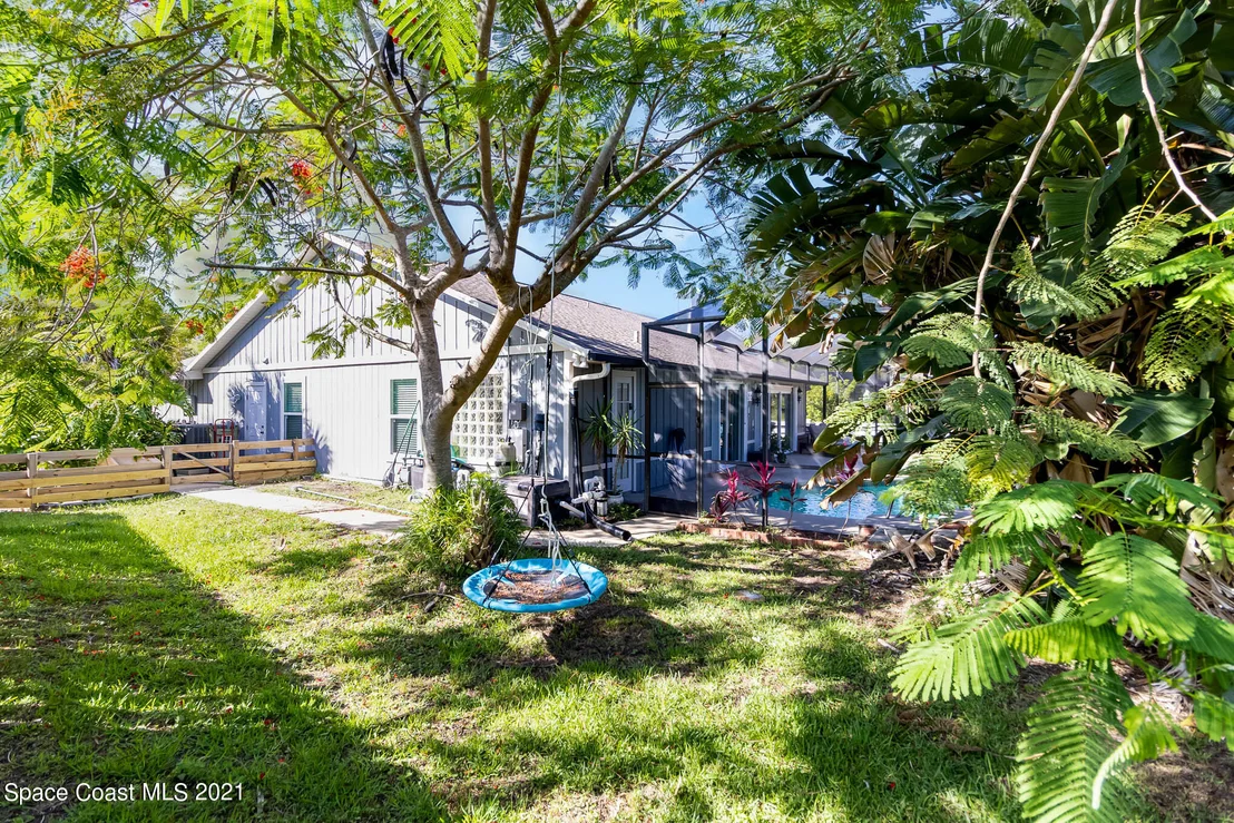 Photo of 548 Sawgrass Circle