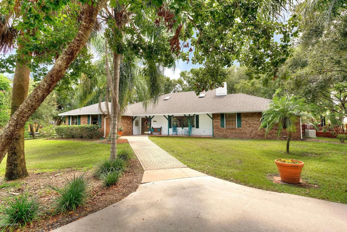 Photo of 3555 Grant Road
