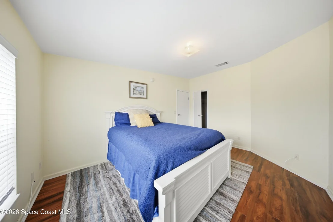 Photo of 235 Outer Drive