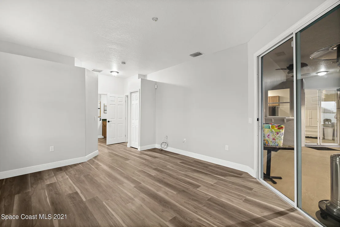 Photo of 3401 Brahman Avenue
