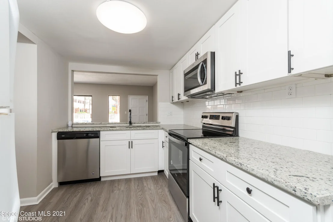 Photo of Unit D1 at 5000 Ocean Beach Boulevard