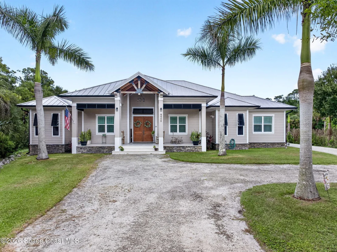 Photo of 3865 Reynolds Road
