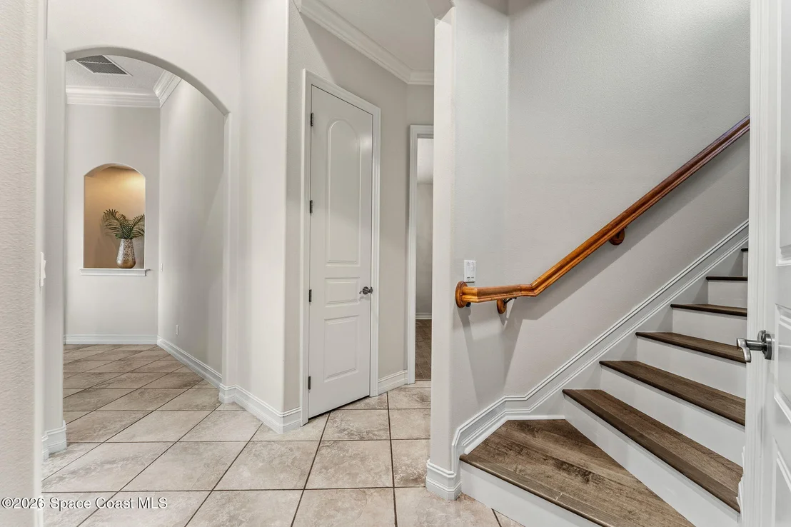 Photo of 804 Chatsworth Drive