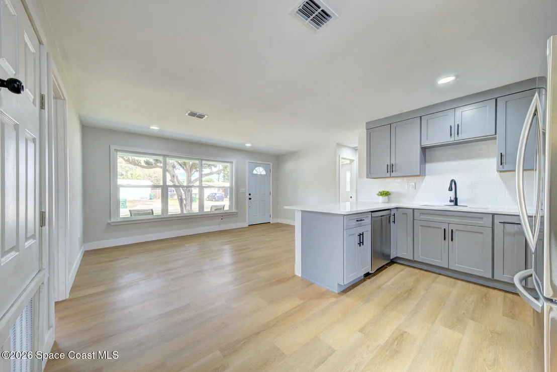 Photo of 1029 Illinois Road