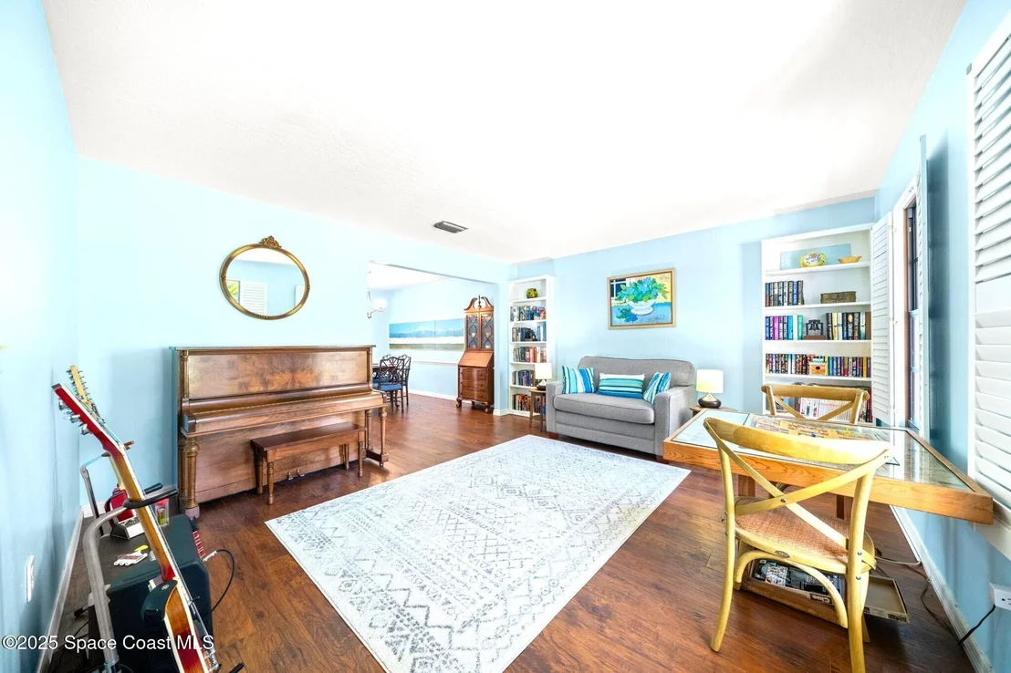 Photo of 603 Cedarside Way