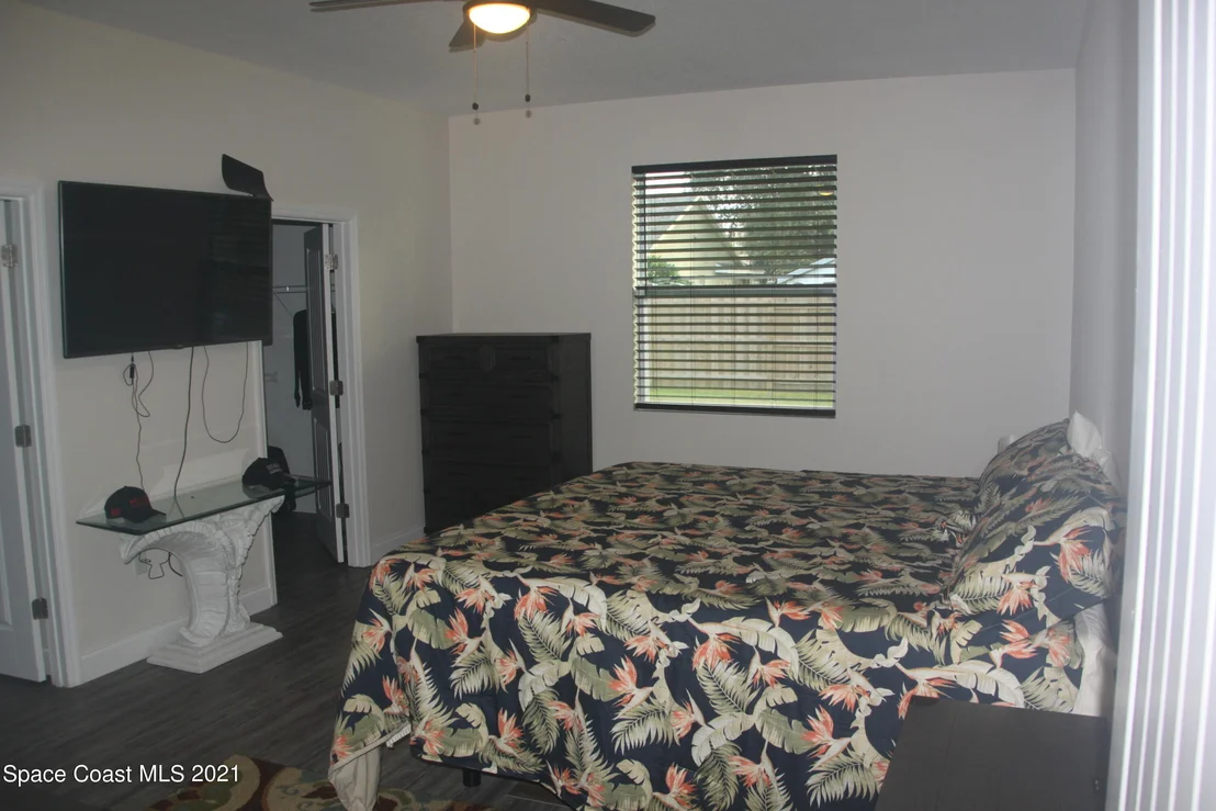 Photo of 6547 Banyan Street