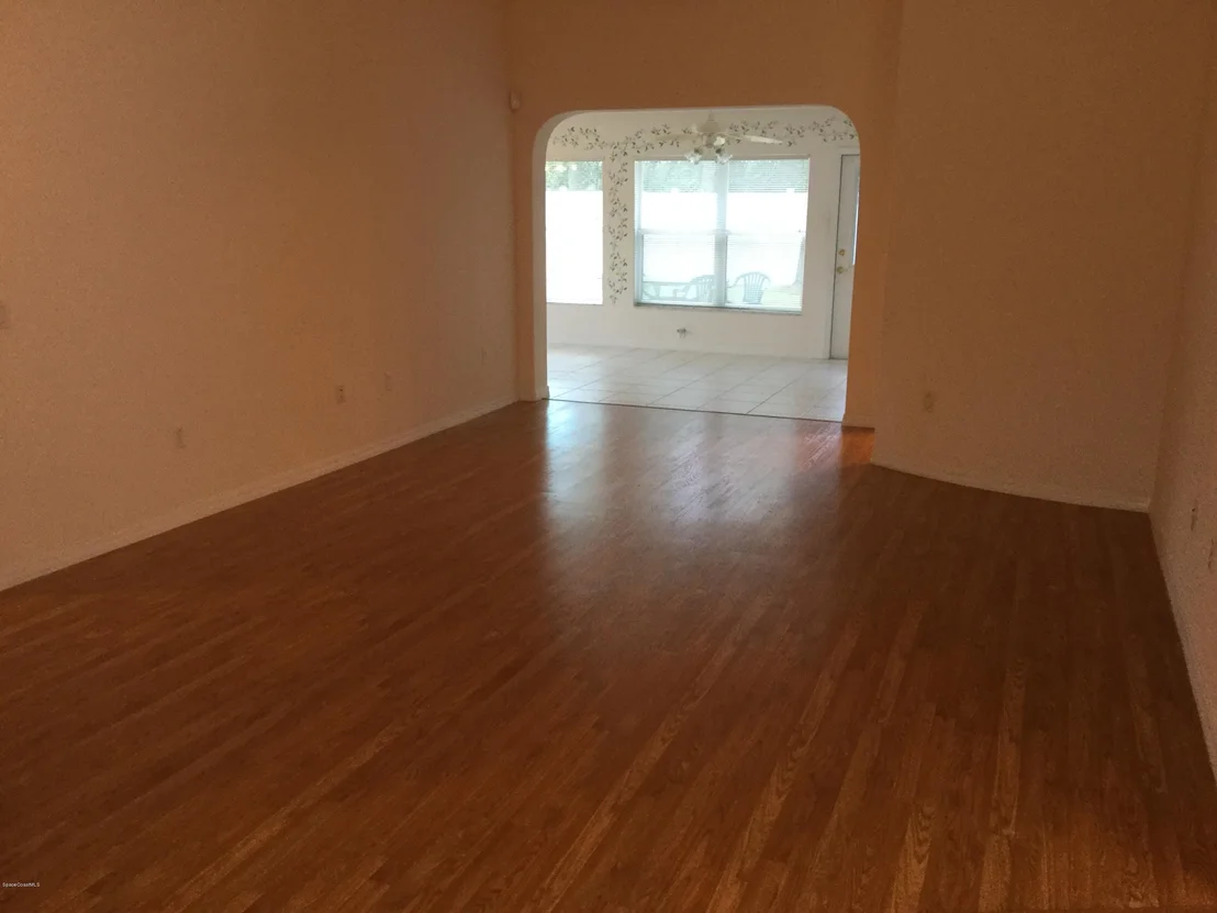 Photo of 701 Indian Oaks Drive