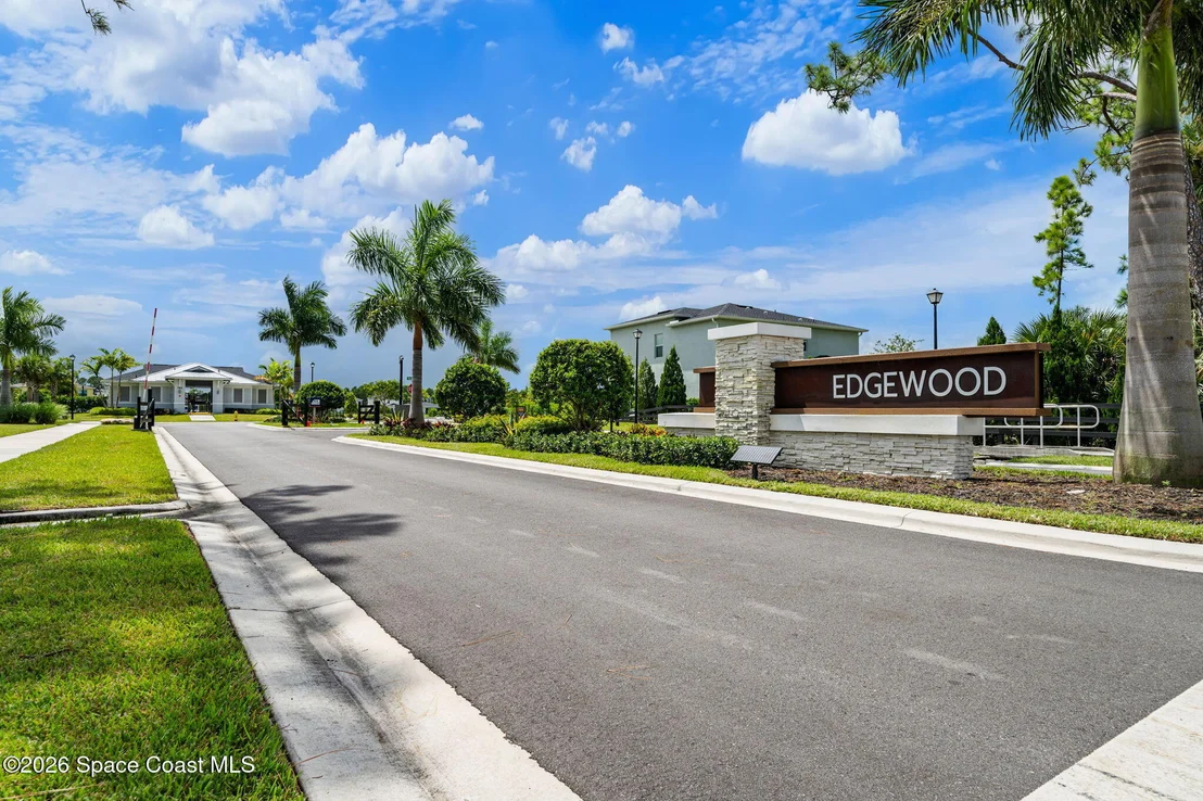 Photo of 492 Veridian Circle NW