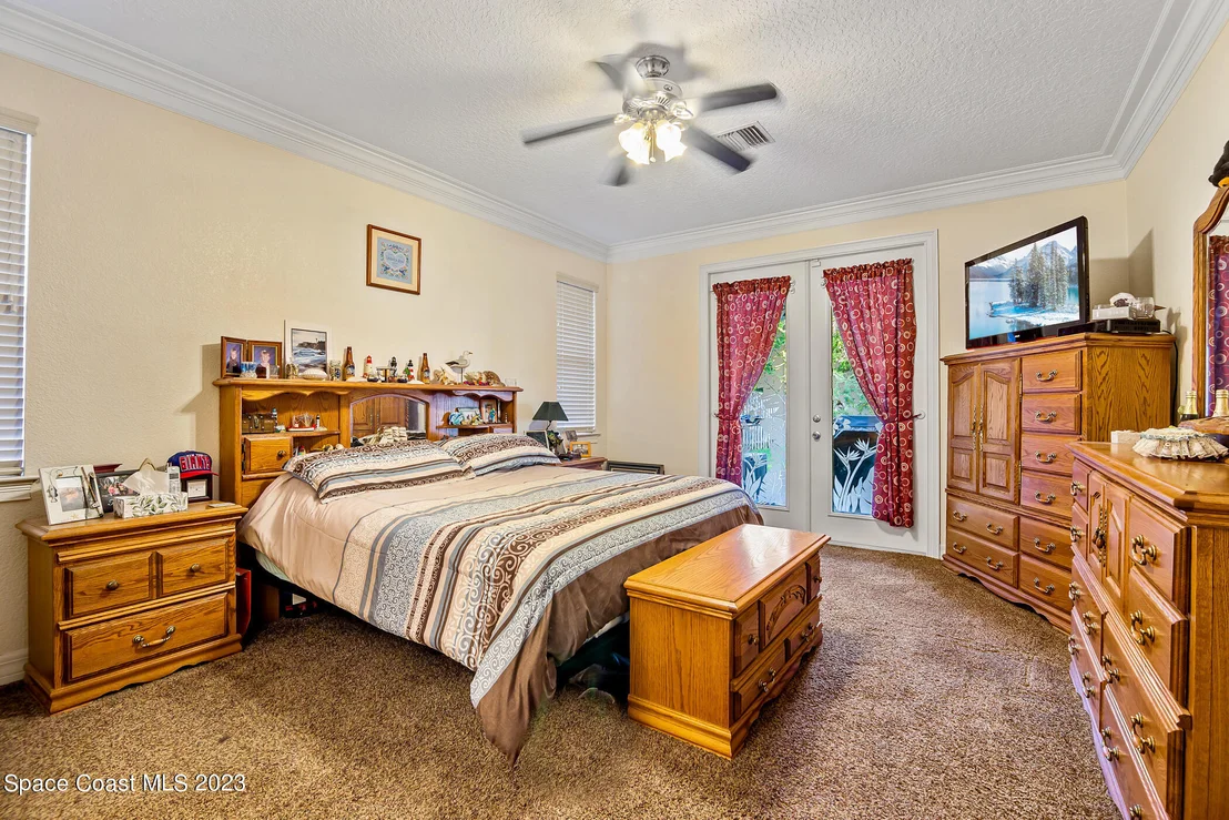 Photo of 240 City Point Road