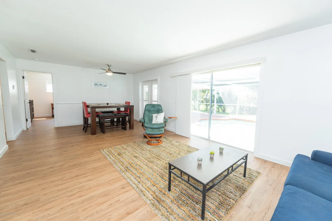 Photo of 1333 Estridge Drive