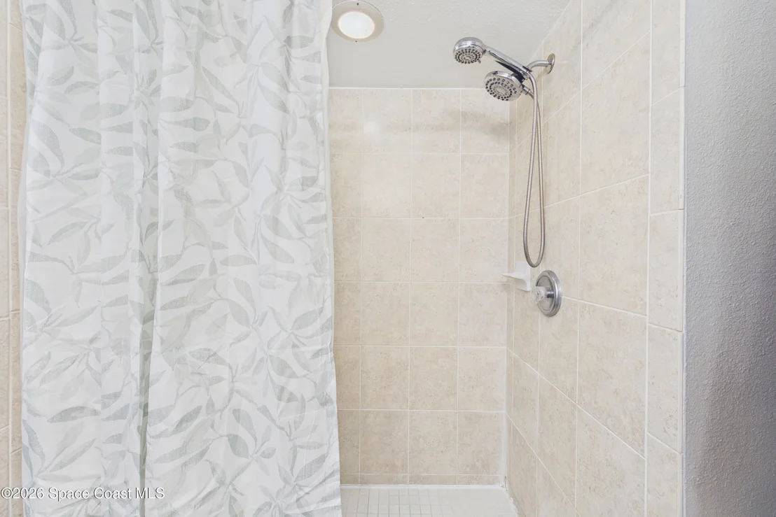 Photo of 2536 Stratford Drive