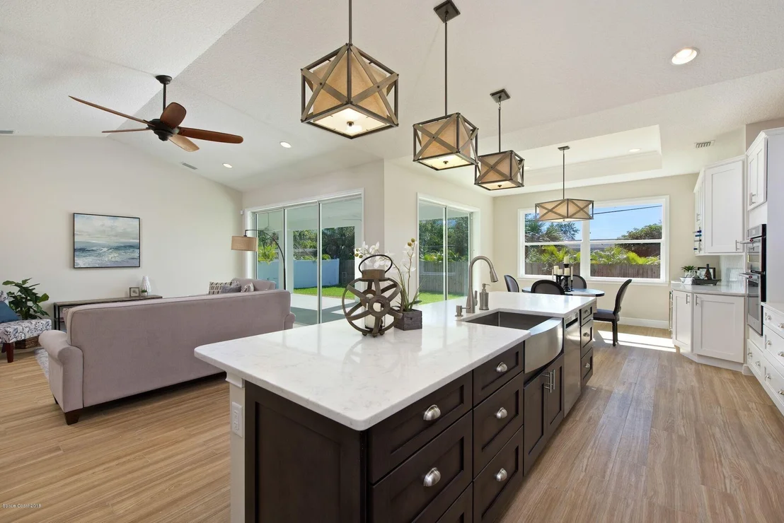 Photo of 511 Hibiscus
