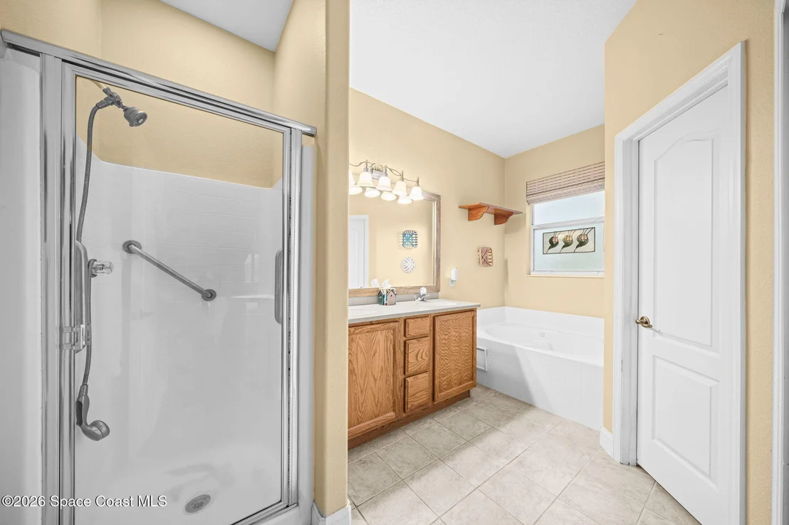 Photo of 511 Waterside Circle