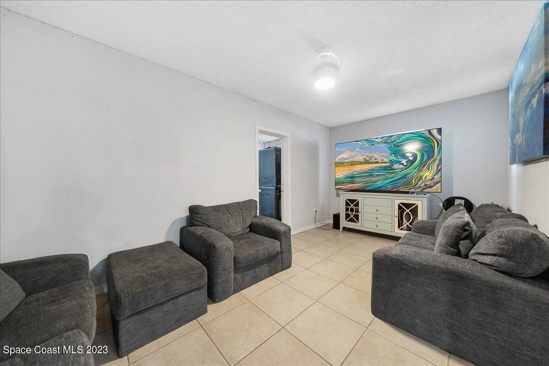 Photo of 380 Maple Place
