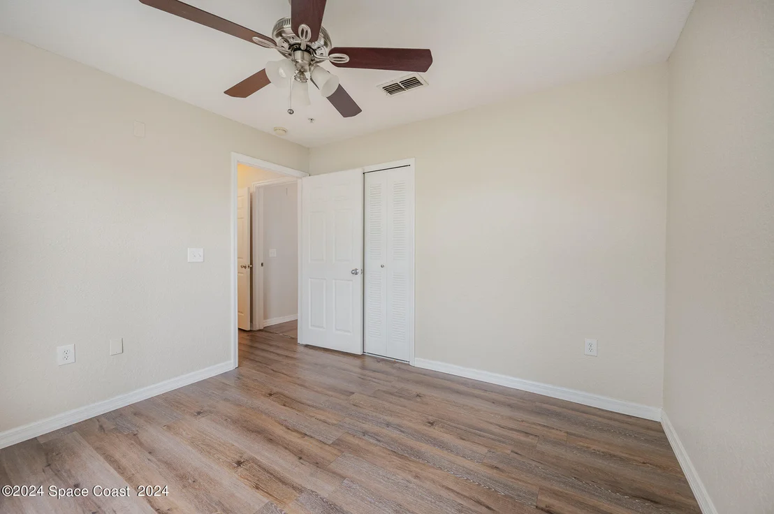 Photo of Unit 1021 at 3501 D'Avinci Way