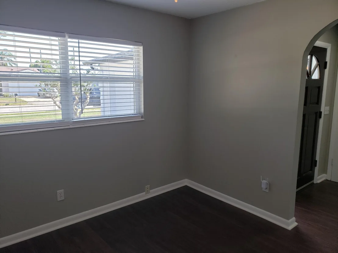 Photo of 976 Nagle Drive