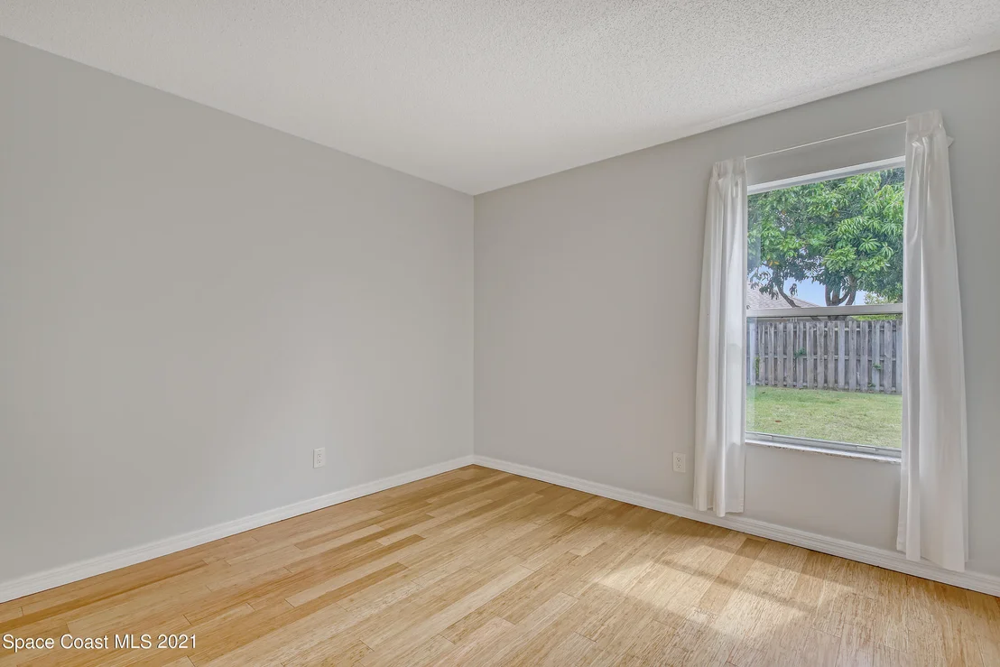 Photo of 649 Sandpiper Circle
