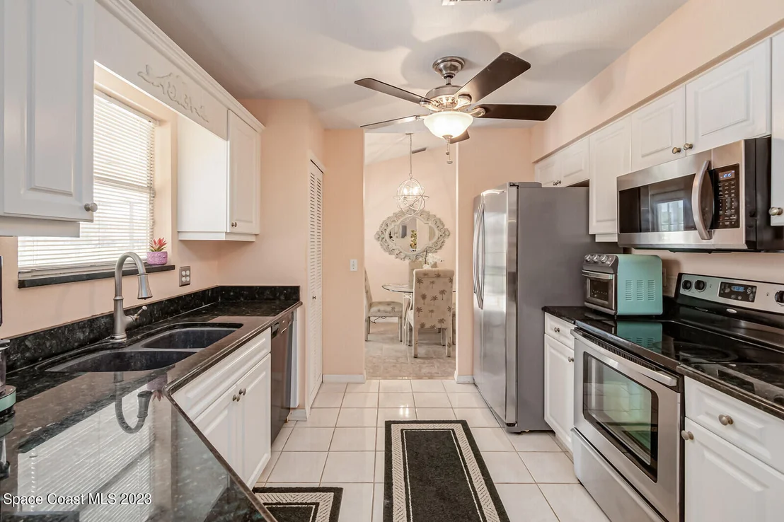 Photo of 3309 Lake View Circle