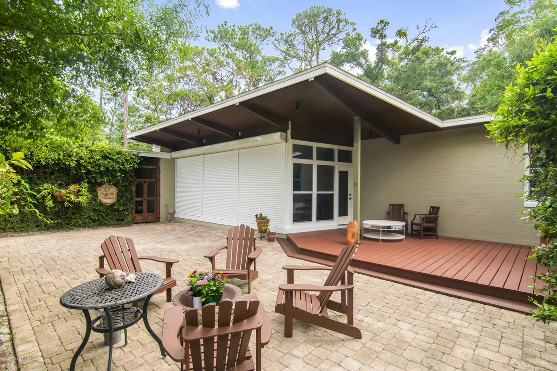 Photo of 5880 Crane Road