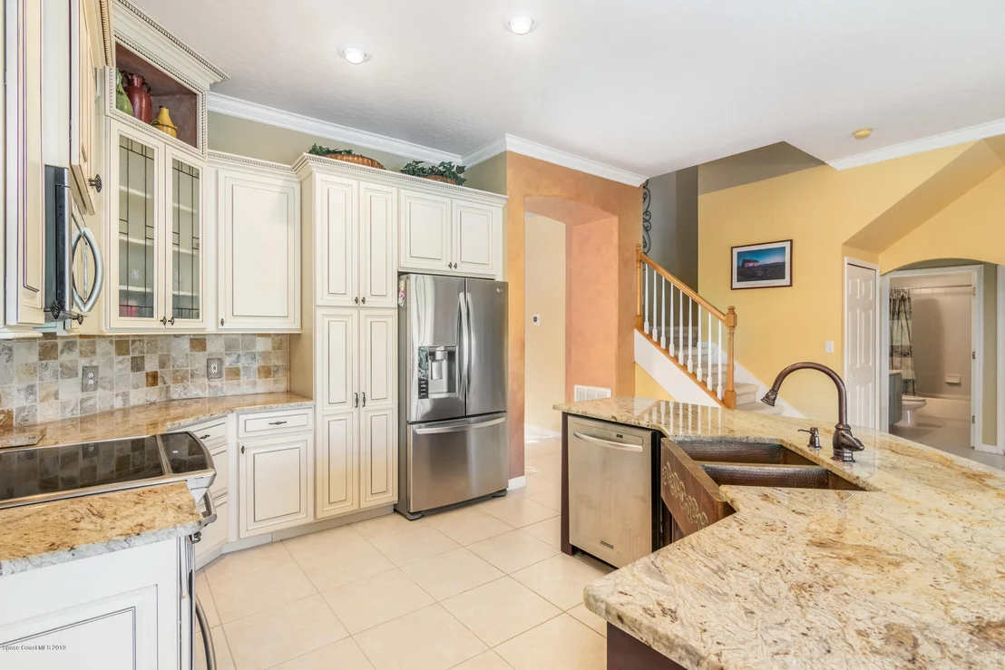 Photo of 1890 Windbrook Drive SE