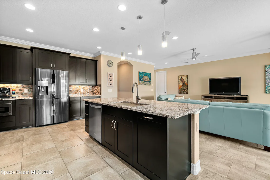 Photo of 7684 Poulicny Lane